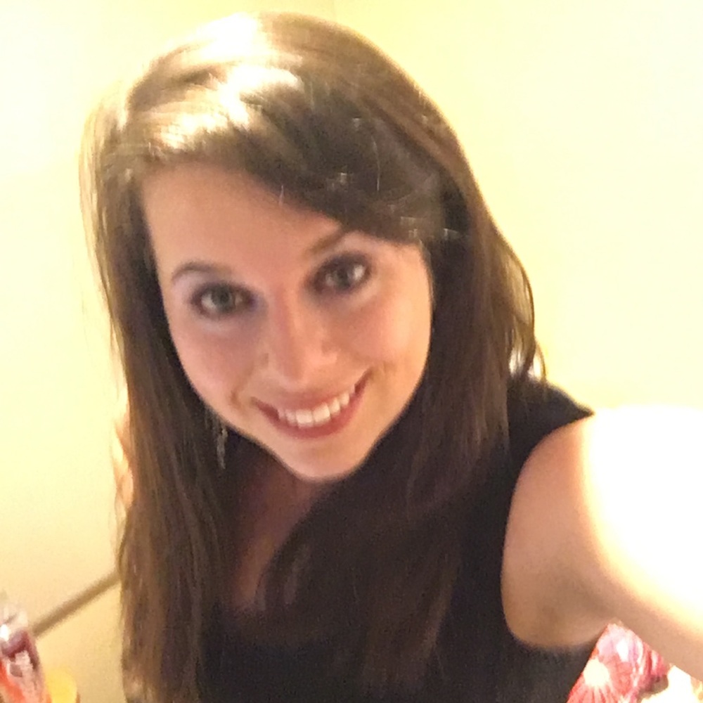 Meet your Posher, Alyssa